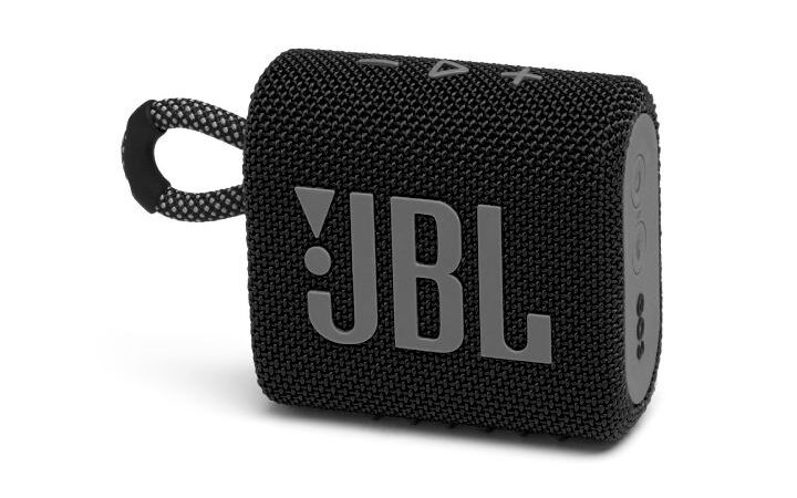 JBL GO 3 At An All-Time Low: Shock Offer For The Beach Bluetooth Speaker