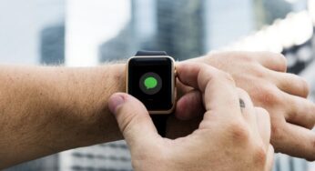 WhatsApp On Smartwatches: Here’s Which Ones